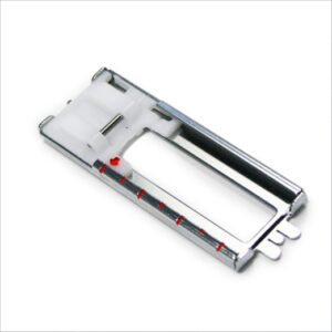 Pied pour boutonnière en 4 étapes pour la série Sew, eXplore 220 et 320