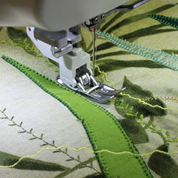 Pied à double entrainement étroit Dual Feed Plus avec support (VD) – Image 2